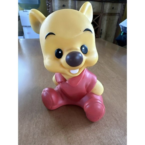 Winnie The Pooh Vintage Piggy Bank Walt Disney Vinyl Plastic Coin Piggy Bank 7” - Picture 1 of 3